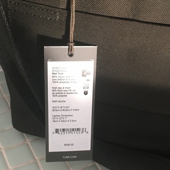 tumi nell tote